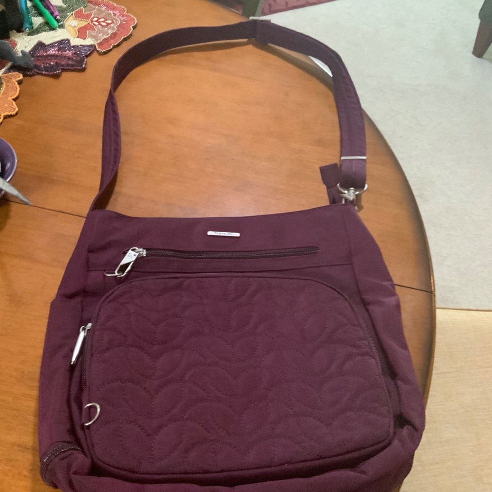 Travelon crossbody RFID security bag
